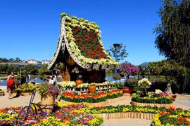Triển lãm ảnh “Đà Lạt qua 8 kỳ Festival Hoa”