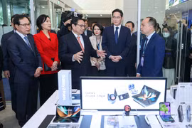 Thủ tướng Phạm Minh Chính mong muốn SamSung coi Việt Nam là cứ điểm quan trọng nhất