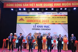 Khai mạc Triển lãm quốc tế ngành công nghiệp dệt & may - thiết bị & nguyên phụ liệu 2022