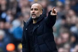 Pep Guardiola chưa vội gia hạn với Man City
