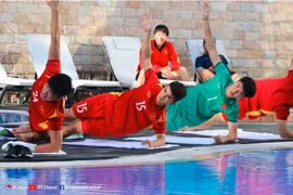 U23 Việt Nam hồi phục thể lực ở bể bơi trước trận chiến với U23 Hàn Quốc