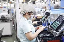 Xuất khẩu tăng mạnh, phụ thuộc vào doanh nghiệp FDI