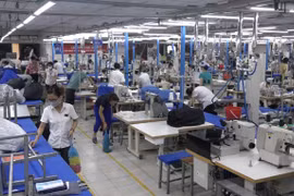 “Bí quyết vượt dịch của May 10 là tăng lương, xây nhà trẻ để giữ chân người lao động”