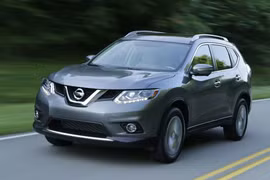 Triệu hồi gần 700.000 xe Nissan Rogue vì nguy cơ cháy bảng điều khiển