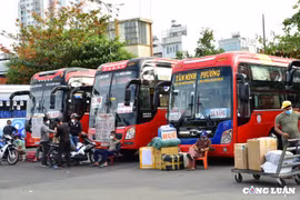 Không để xe nhồi nhét khách xuất bến dịp Tết Nguyên đán 2022
