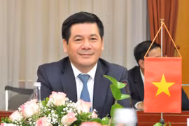 Bộ trưởng Nguyễn Hồng Diên: “Ngành Công Thương đã làm được nhiều việc hỗ trợ doanh nghiệp trong đại dịch COVID-19”
