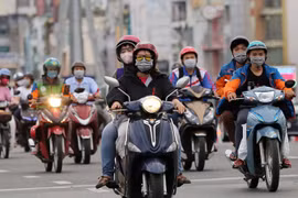 Lộ trình áp dụng tiêu chuẩn khí thải đối với ô tô, mô tô hai bánh tại Việt Nam