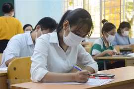 Học sinh trường chuyên áp đảo kỳ thi học sinh giỏi quốc gia: Muốn đạt giải phải học lệch?