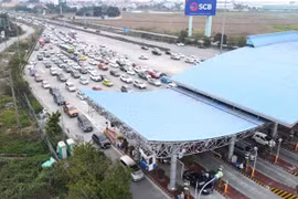 Thu phí tự động: Không thể ì ạch, chậm trễ mãi...!
