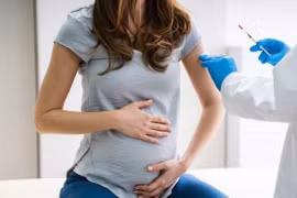 Hướng dẫn chăm sóc thai phụ mắc COVID-19 tại nhà