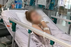 Vụ 2 trong 8 người tử vong sau cuộc nhậu: Nhóm uống 5 lít rượu pha nước ngọt
