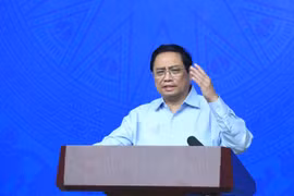 Thủ tướng Phạm Minh Chính: Chủ quan, lơ là trước dịch bênh COVID-19 sẽ phải trả giá