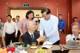 Trân trọng quá khứ hào hùng, tinh thần bất khuất của các chiến sỹ thành Hoàng Diệu