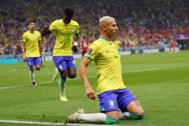 Richarlison tỏa sáng, Brazil thắng Serbia 2-0 ở trận ra quân World Cup 2022