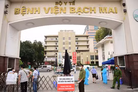 Khẩn trương hoàn thiện đánh giá việc thí điểm tự chủ Bệnh viện Bạch Mai và Bệnh viện K