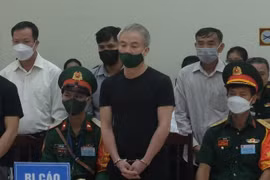 Cựu Tư lệnh Cảnh sát biển hầu toà phúc thẩm vụ nhận hối lộ, bảo kê ‘trùm’ buôn lậu xăng dầu