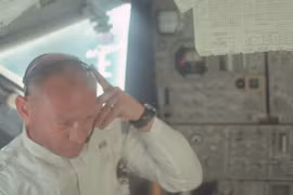 Buzz Aldrin bán đấu giá chiếc áo mặc trên mặt trăng, có thể thu về 2 triệu USD