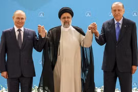Tổng thống Putin cam kết củng cố mối quan hệ với Iran