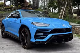 Lamborghini Urus độc nhất tại Việt Nam với màu sơn Blu Cepheus