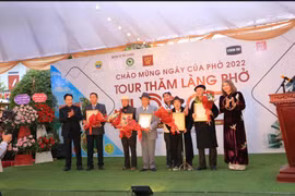 Lễ hội vinh danh Phở đầu tiên trên chính cái nôi của phở - Làng Vân Cù- Nam Định
