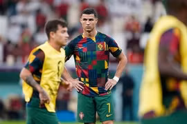 Liên đoàn bóng đá Bồ Đào Nha phủ nhận tin Ronaldo muốn rời đội tuyển