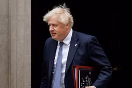 Thủ tướng Anh Boris Johnson đối mặt với cuộc bỏ phiếu tín nhiệm