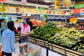 Xăng giảm, nhưng giá nhiều mặt hàng vẫn tăng: Bộ Công Thương yêu cầu triển khai cao điểm quản lý giá