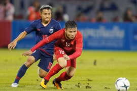 Pau FC chưa chốt chuyện Quang Hải dự AFF Cup 2022