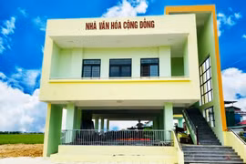 HDBank, Sovico trao tặng 3 nhà cộng đồng tránh lũ trị giá 6,1 tỷ đồng cho tỉnh Hà Tĩnh