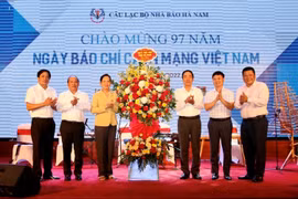 Phát động cuộc thi viết về "Hà Nam quê hương tôi" trong đội ngũ cán bộ, phóng viên