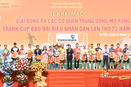 Khai mạc Giải bóng đá các cơ quan Trung ương mở rộng tranh Cúp Báo Đại biểu Nhân dân