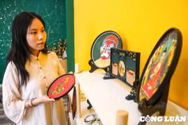 Nữ nghệ nhân 9X quyết đưa nghệ thuật Cảnh Thái Lam trở lại thời ‘hưng thịnh’