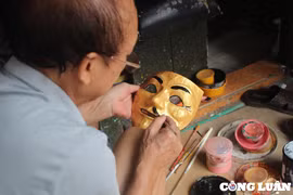 Nghệ nhân giấy bồi: Mảnh hồn trung thu truyền thống cuối cùng giữa lòng Hà Nội