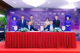 Lễ ký kết đơn vị tư vấn chiến lược dự án TNR The Nosta