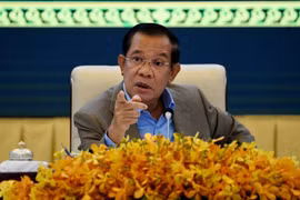 Thủ tướng Campuchia đến Myanmar đàm phán với lãnh đạo quân đội