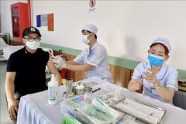 Hơn 96% trẻ 12-17 tuổi ở An Giang tiêm đủ 2 mũi vaccine ngừa Covid-19