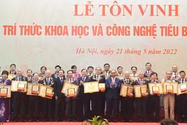 Giấc mơ Việt Nam thịnh vượng chỉ có thể được soi đường bằng ánh sáng tri thức