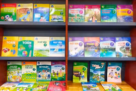 Tăng giá sách giáo khoa gấp 2-3 lần là không hợp lý