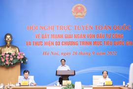 Thủ tướng: Thời gian không chờ đợi ai cả, phải hành động quyết liệt giải ngân vốn đầu tư công