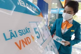 Chuyên gia: Tăng lãi suất điều hành không ảnh hưởng đáng kể đến phục hồi kinh tế