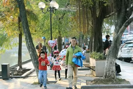 Dự báo thời tiết 25/12: Hà Nội ngày nắng đêm rét