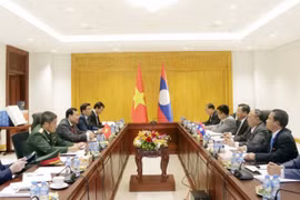 Chủ nhiệm Ủy ban Quốc phòng và An ninh hội đàm với Chủ nhiệm Ủy ban Quốc phòng và An ninh Quốc hội Lào