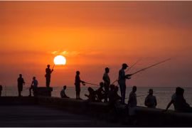 Nhà Trắng nới lỏng hạn chế, tăng các chuyến bay đến Cuba
