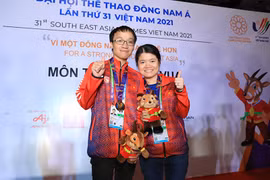 Vợ chồng Trường Sơn – Thảo Nguyên giành HCV SEA Games 31
