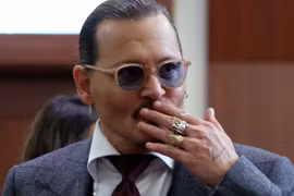 Johnny Depp sẽ trở lại Hollywood, nhưng không phải vai chính diện