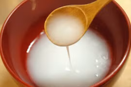Những lợi ích không ngờ của nước cơm đối với trẻ nhỏ