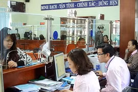 Bắt buộc công chức xã phải tốt nghiệp đại học trở lên