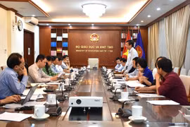 Thứ trưởng Nguyễn Văn Phúc: “Làm tiến sĩ” thay vì “học tiến sĩ”
