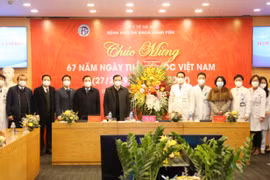Ghi nhận, biểu dương và tri ân những nỗ lực, cố gắng, đóng góp của ngành y tế Thủ đô