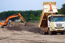 Bình Thuận: Thi công cao tốc gây ngập úng hoa màu, hư hỏng hạ tầng giao thông